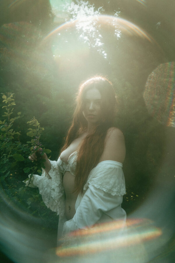 Outdoor Creative Photo Session - Image 4